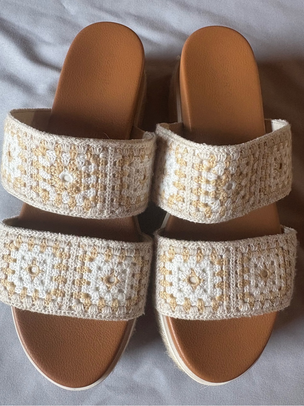 Altar’d State Woven Crochet Double-Strap Slide Platform Sandals in Cream and Tan - Picture 1 of 5